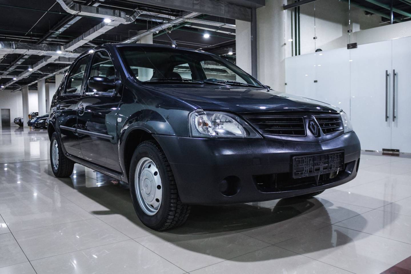 Купить Logan с пробегом